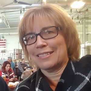 Meet your Posher, Joanie